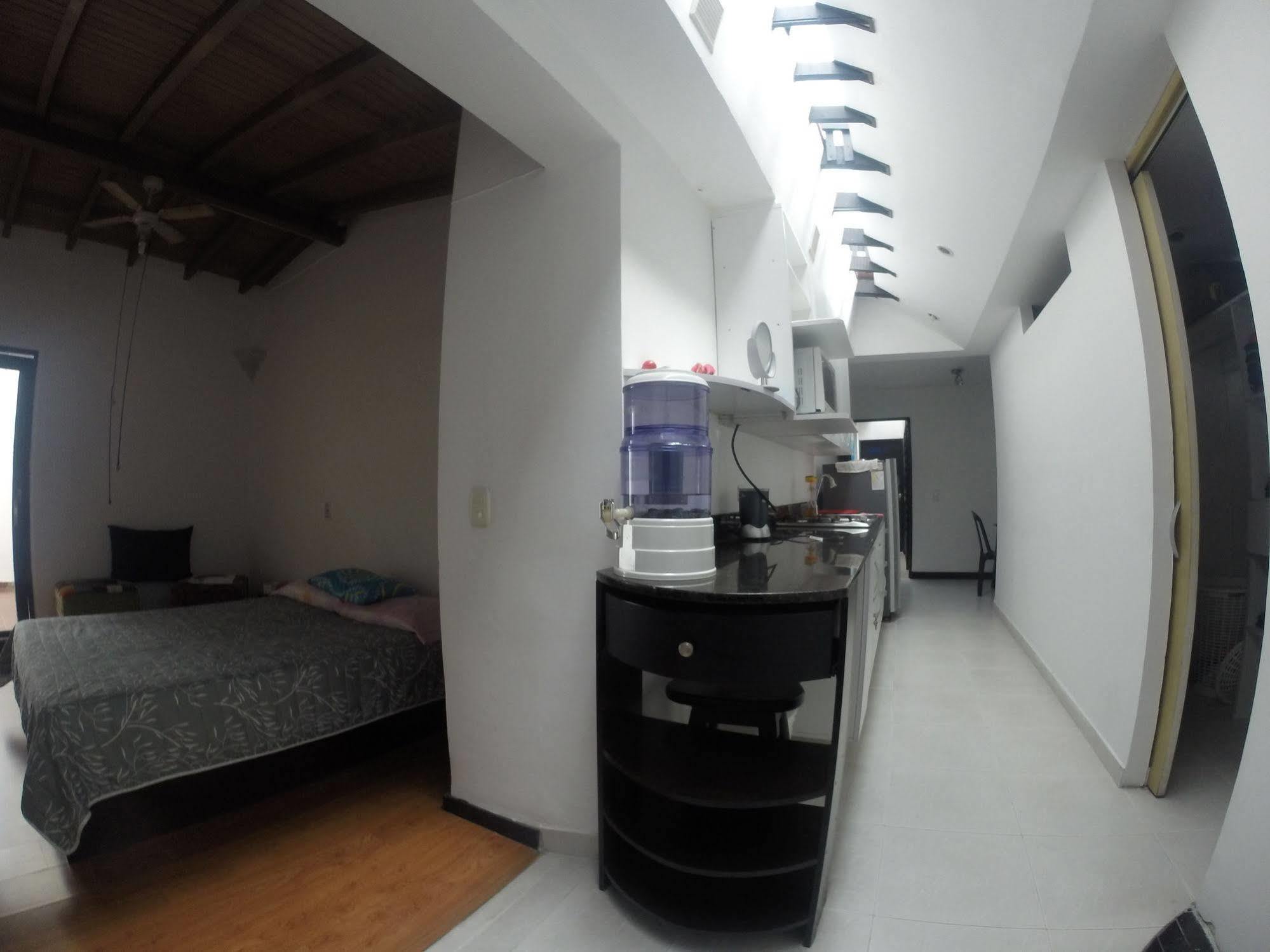 Hotel Ayenda 1224 Pixel House (Adults Only) Medellín Esterno foto