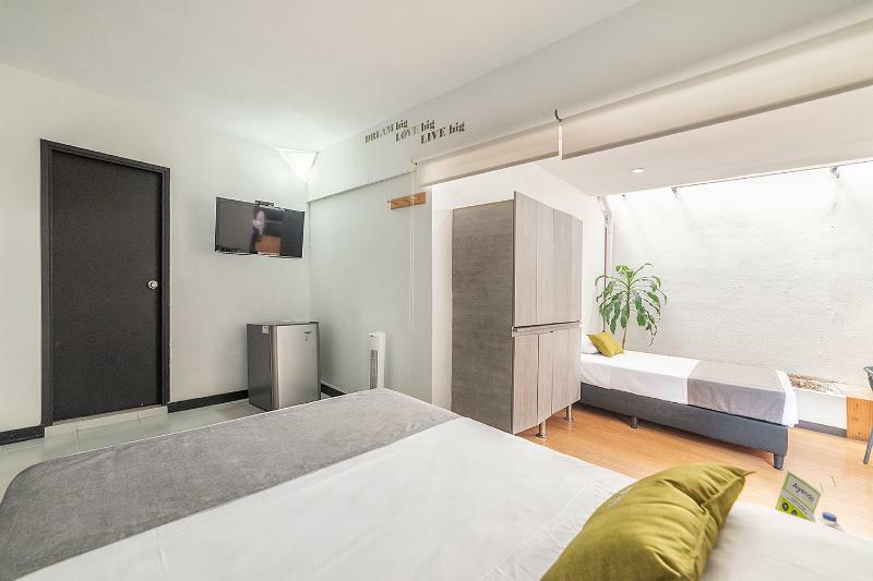 Hotel Ayenda 1224 Pixel House (Adults Only) Medellín Esterno foto